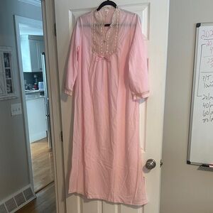 1960s Sears Pink Lace-Trimmed Robe